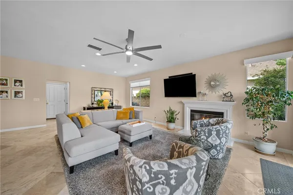 $1,198,800 | 21634 Canyon Heights Circle, Saugus, CA 91390