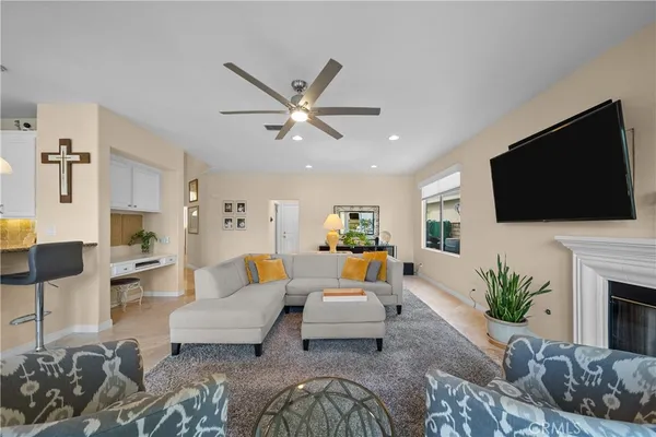 $1,198,800 | 21634 Canyon Heights Circle, Saugus, CA 91390