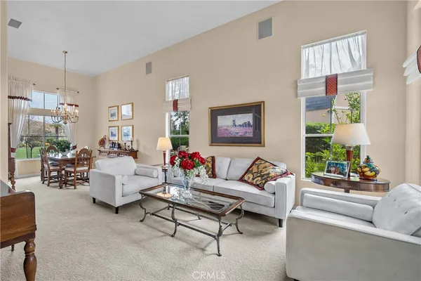 $1,198,800 | 21634 Canyon Heights Circle, Saugus, CA 91390