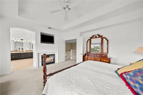 $1,198,800 | 21634 Canyon Heights Circle, Saugus, CA 91390