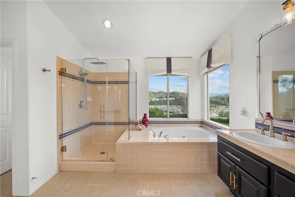 $1,198,800 | 21634 Canyon Heights Circle, Saugus, CA 91390