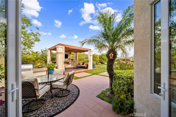 $1,198,800 | 21634 Canyon Heights Circle, Saugus, CA 91390