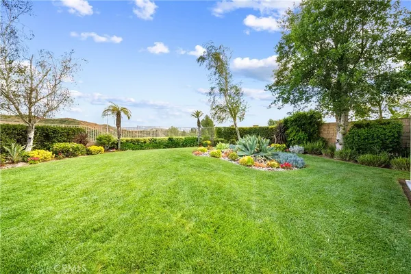 $1,198,800 | 21634 Canyon Heights Circle, Saugus, CA 91390