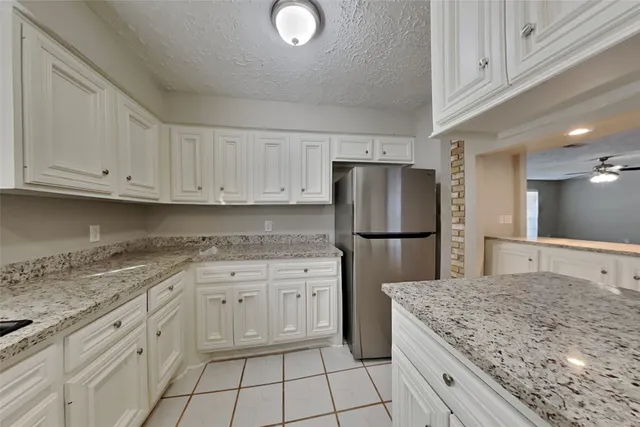 $1,995 | 12706 Pantano Drive, Houston, TX 77065