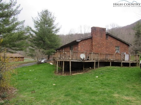 280 Calhoun Road West Jefferson, NC 28694 - Photo 18 of 39 Gallery Image 18