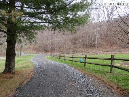 280 Calhoun Road West Jefferson, NC 28694 - Photo 20 of 39 Gallery Image 20