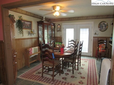 280 Calhoun Road West Jefferson, NC 28694 - Photo 6 of 39 Gallery Image 6