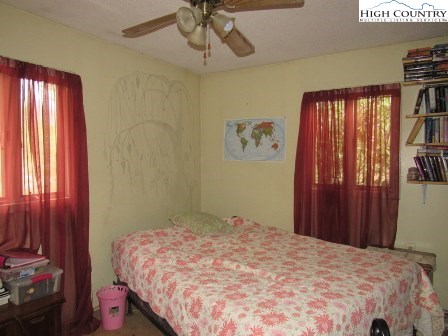 280 Calhoun Road West Jefferson, NC 28694 - Photo 10 of 39 Gallery Image 10