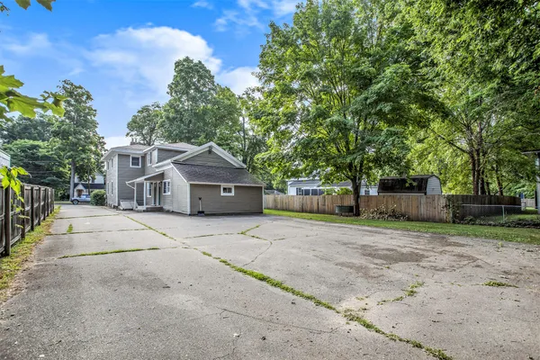 $224,900 | 46 Grove, Galesburg, MI 49053