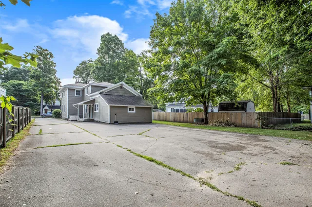 $224,900 | 46 Grove, Galesburg, MI 49053