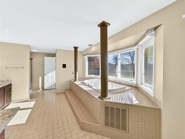 $3,750 | 9 Glen Valley Drive, Penfield, NY 14526