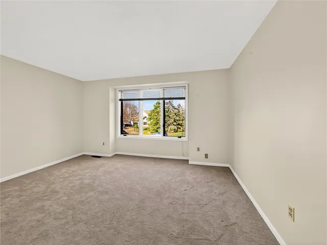 $3,750 | 9 Glen Valley Drive, Penfield, NY 14526