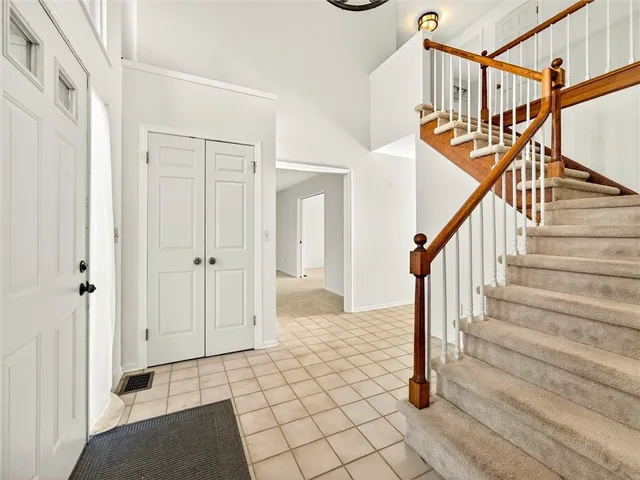 $3,750 | 9 Glen Valley Drive, Penfield, NY 14526