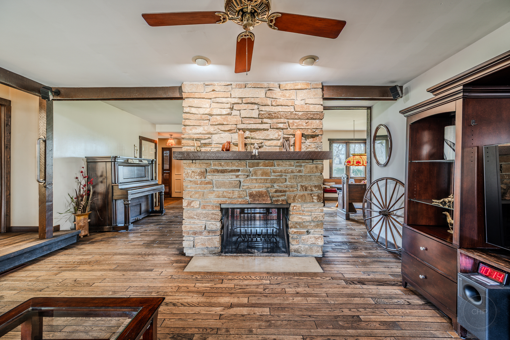 731 East Gartner Road Naperville, IL 60540 - Photo 5 of 45