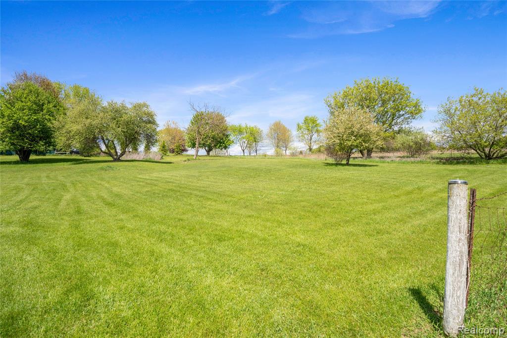2725 Cooley Lake Road Highland, MI 48356 - Photo 61 of 63