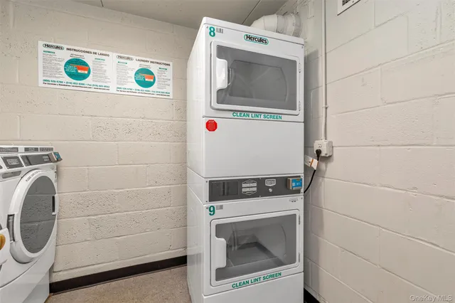 $349,999 | 100 Clinton Avenue, Unit 4M, Mineola, NY 11501