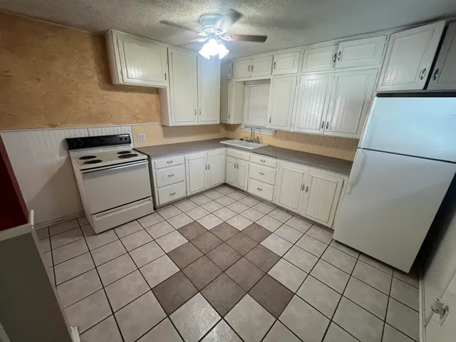 $895 | 2606 39th Street, Lubbock, TX 79413