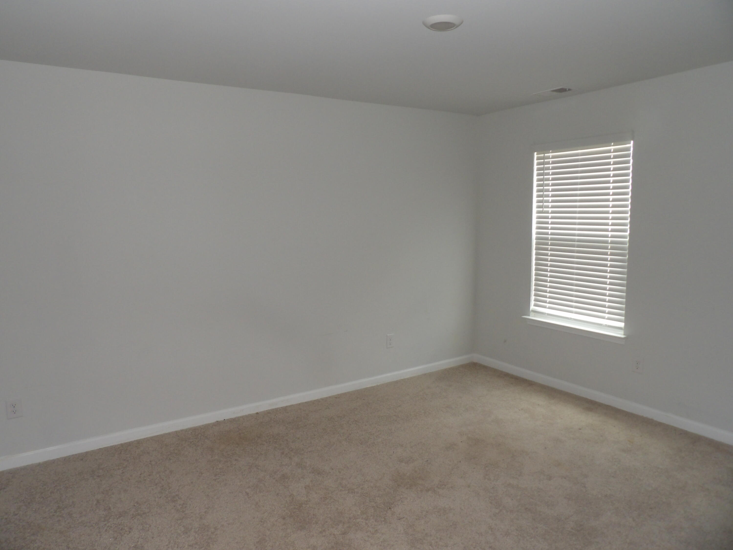 409 Cedarview Road Summerville, SC 29486 - Photo 13 of 16