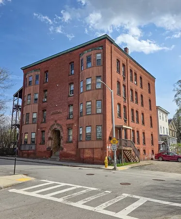$210,000 | 29 William Street, Unit 22, Worcester, MA 01609