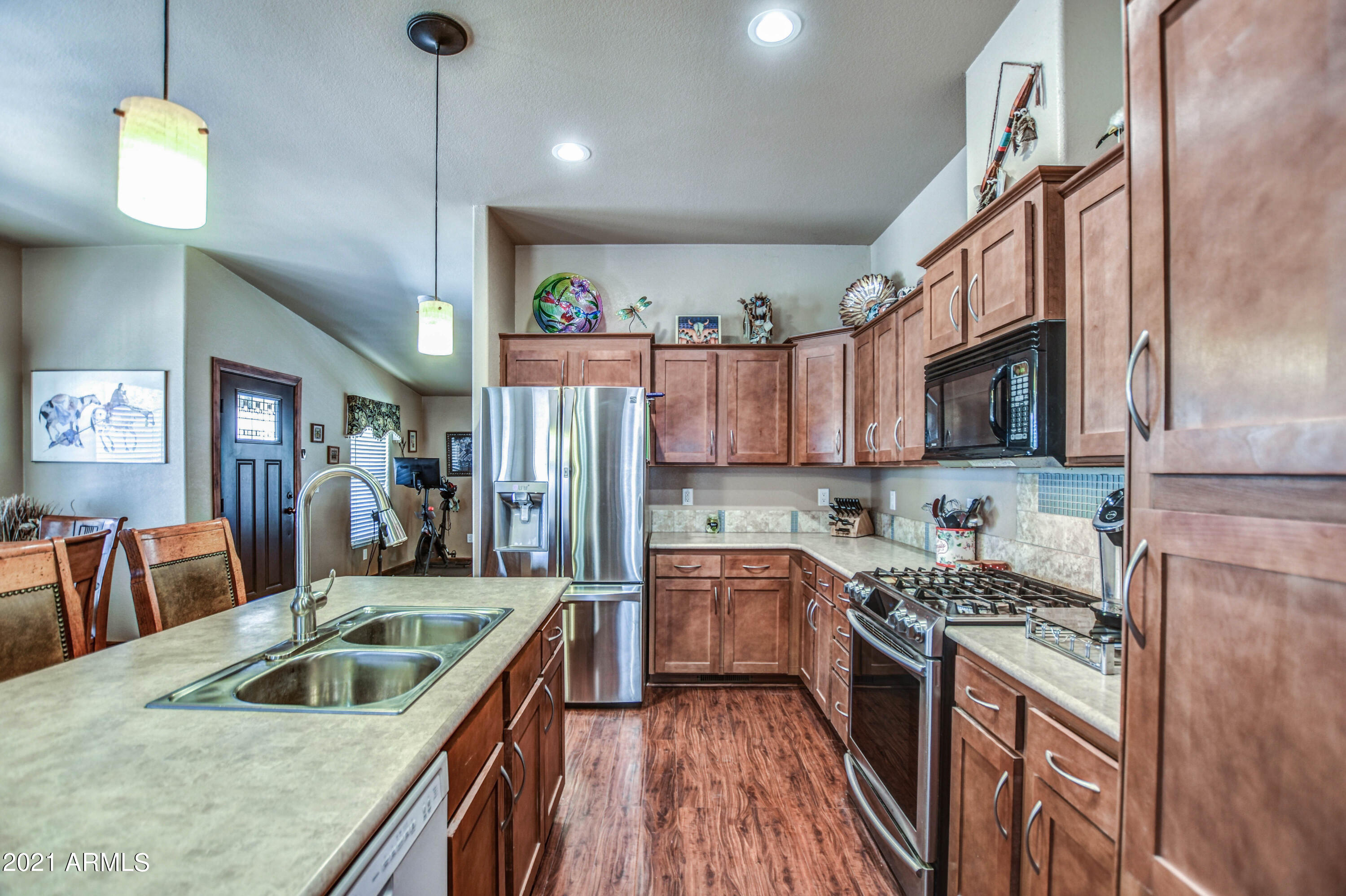 34470 North Sossaman Road Queen Creek, AZ 85144 - Photo 16 of 54 Kitchen