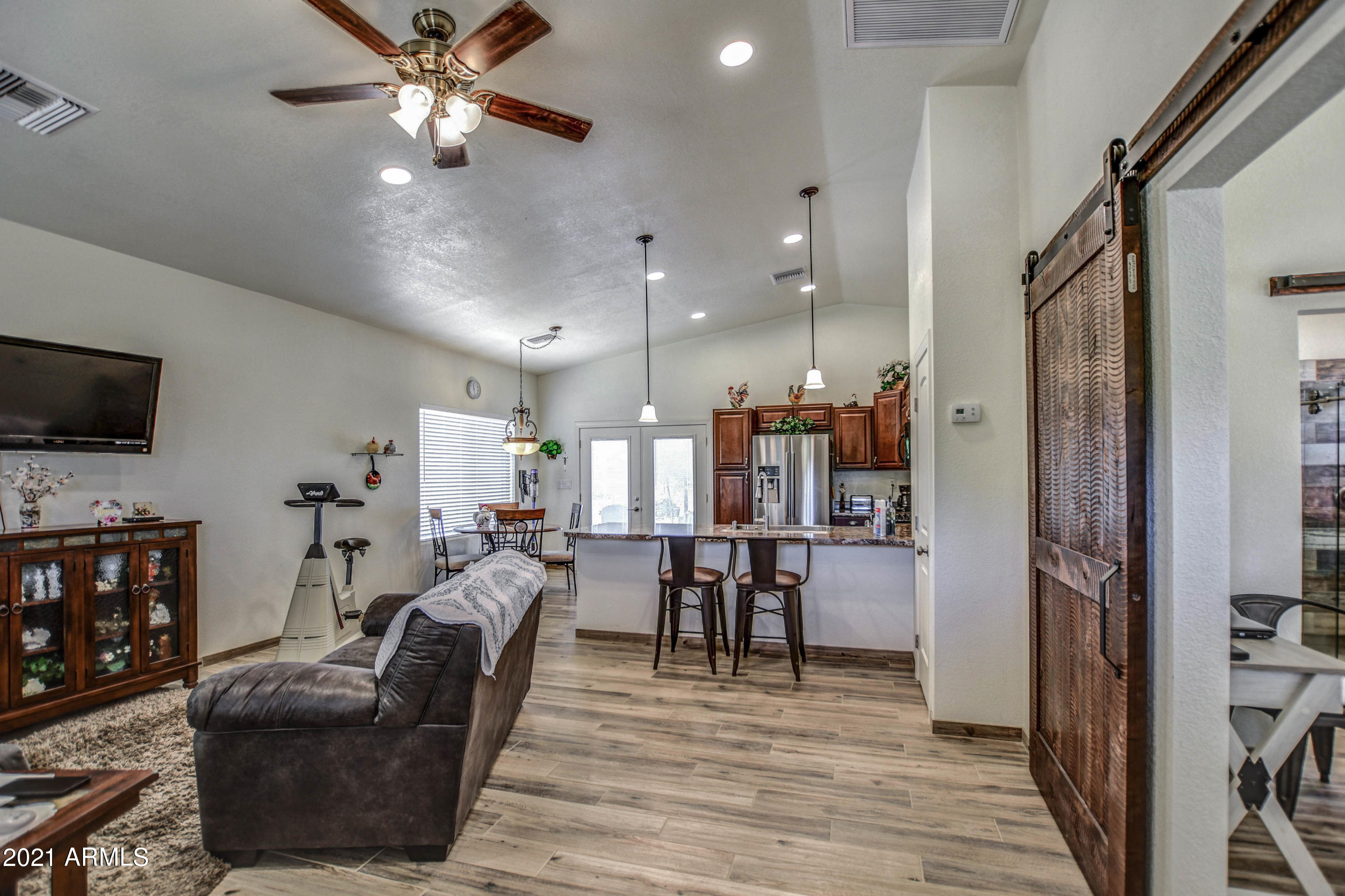 34470 North Sossaman Road Queen Creek, AZ 85144 - Photo 31 of 54 Guest House Great room