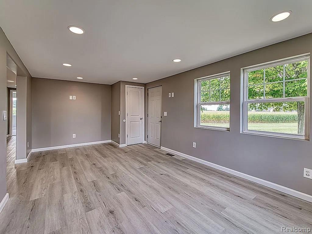 14191 Lickley Road Waldron, MI 49288 - Photo 4 of 29