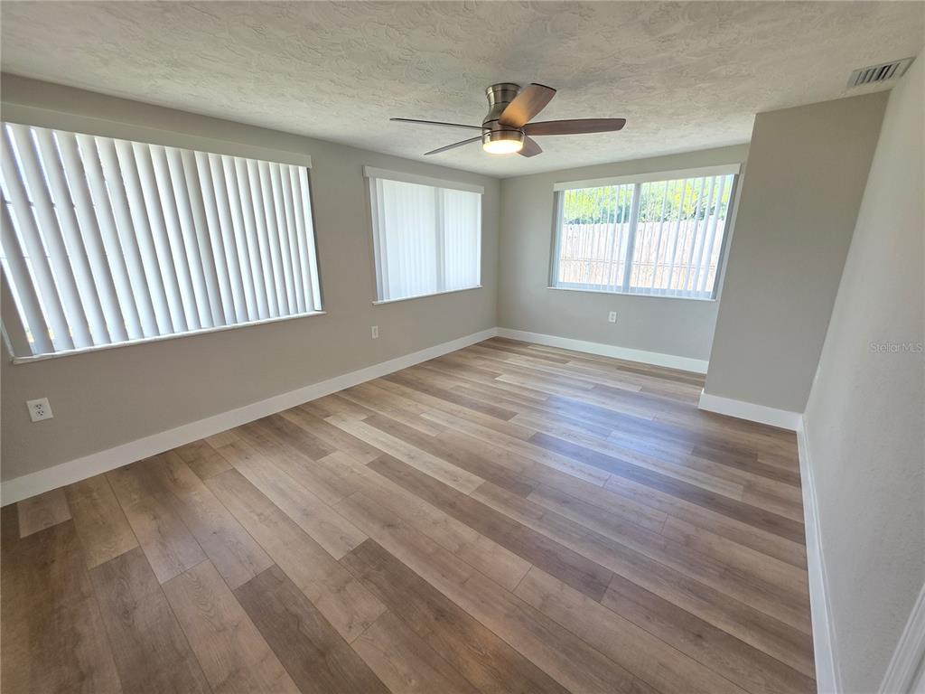 5752 Lanate Avenue New Port Richey, FL 34652 - Photo 27 of 33
