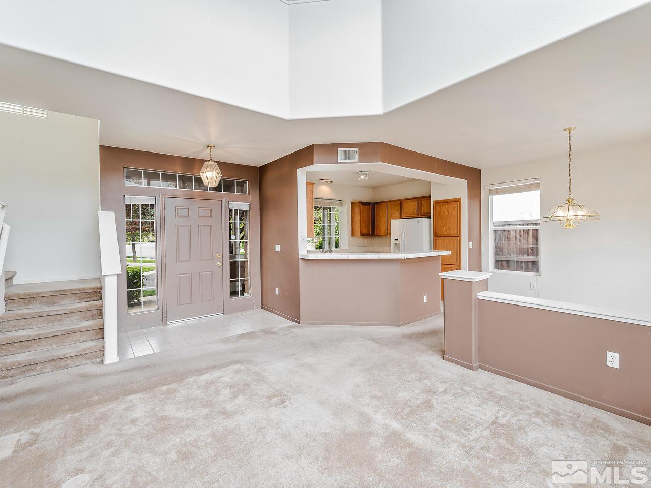 1287 Tule Drive Reno, NV 89521 - Photo 7 of 32