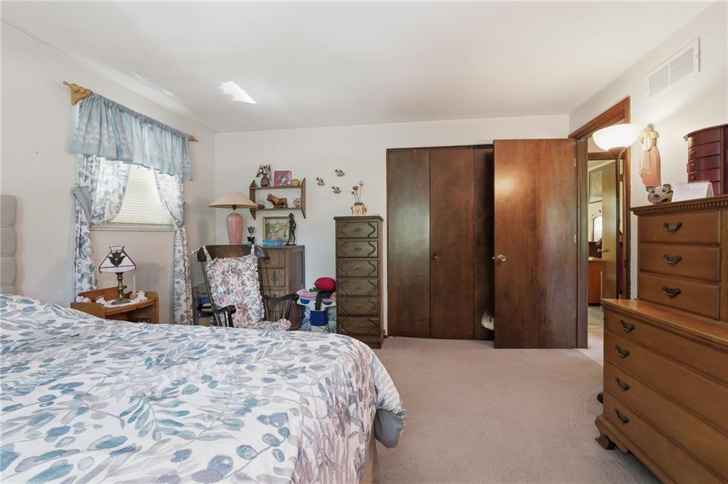 225 Woodcroft Road Baden, PA 15005 - Photo 26 of 43