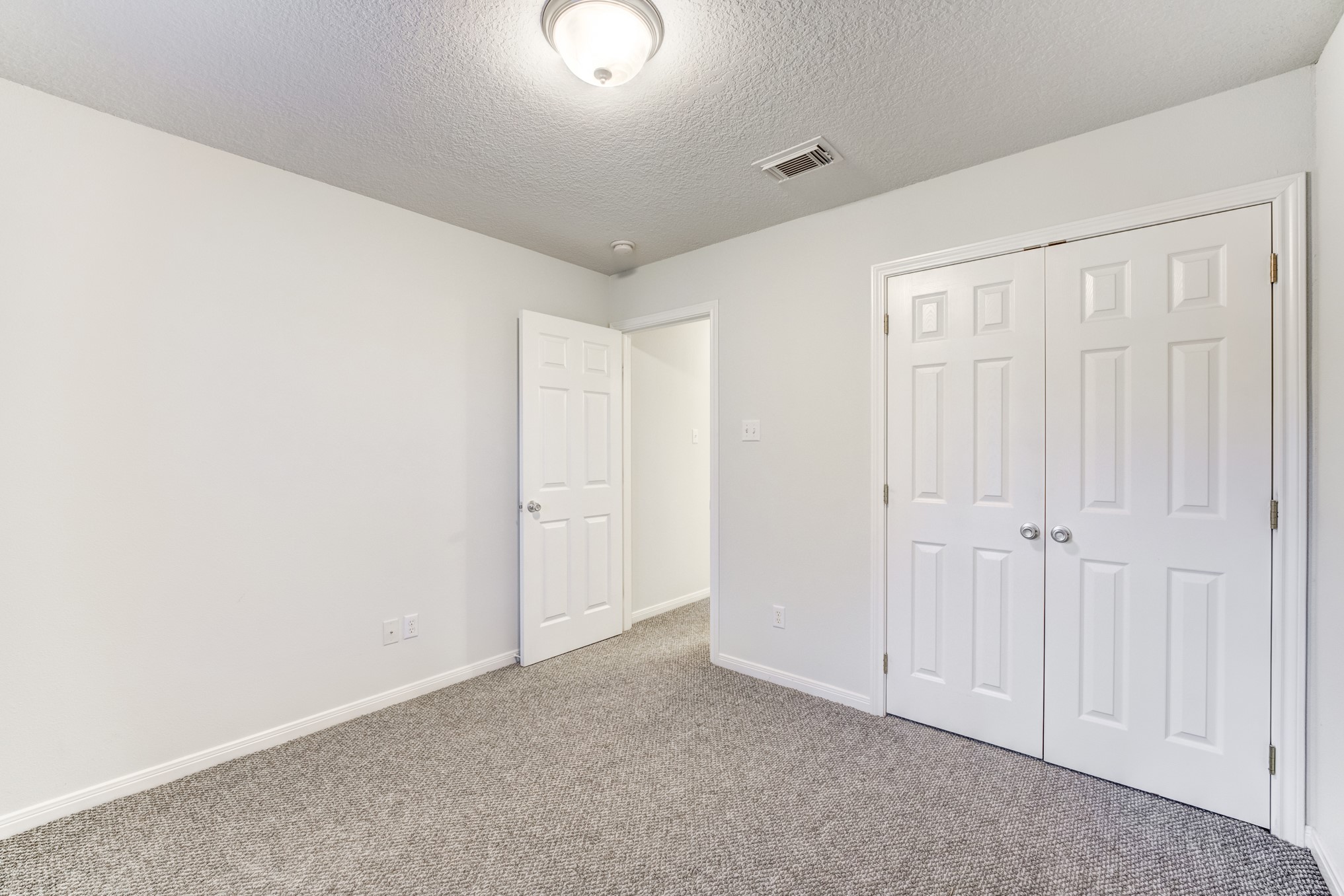 1140 Thomas Drive Angleton, TX 77515 - Photo 23 of 31