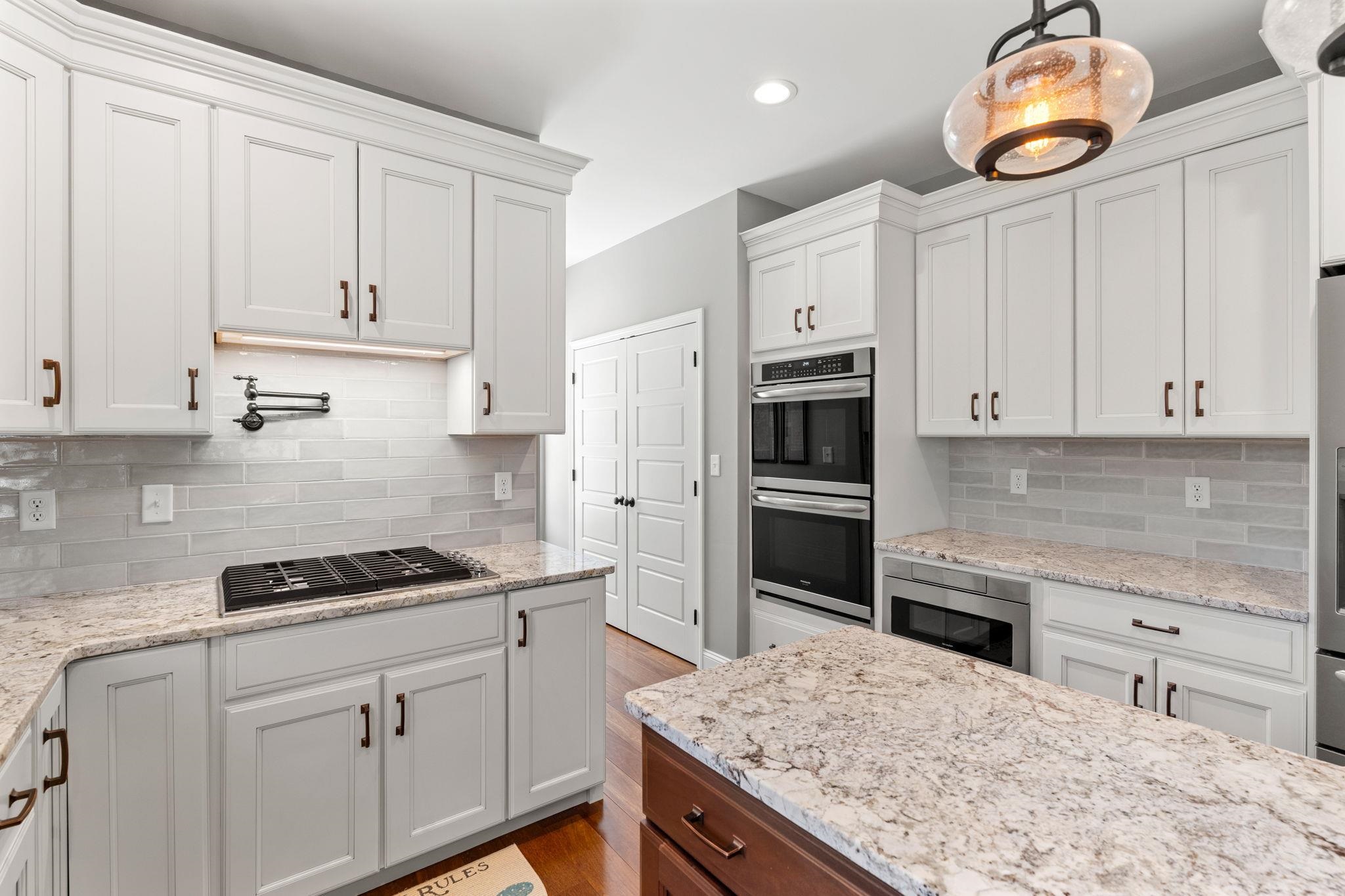 71 Haverhill Road Salem, NH 03079 - Photo 17 of 59