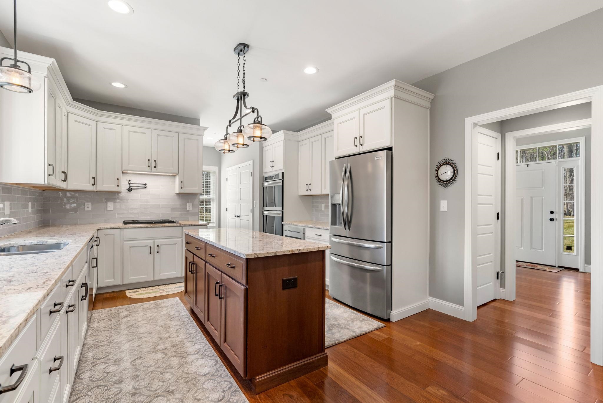 71 Haverhill Road Salem, NH 03079 - Photo 20 of 59