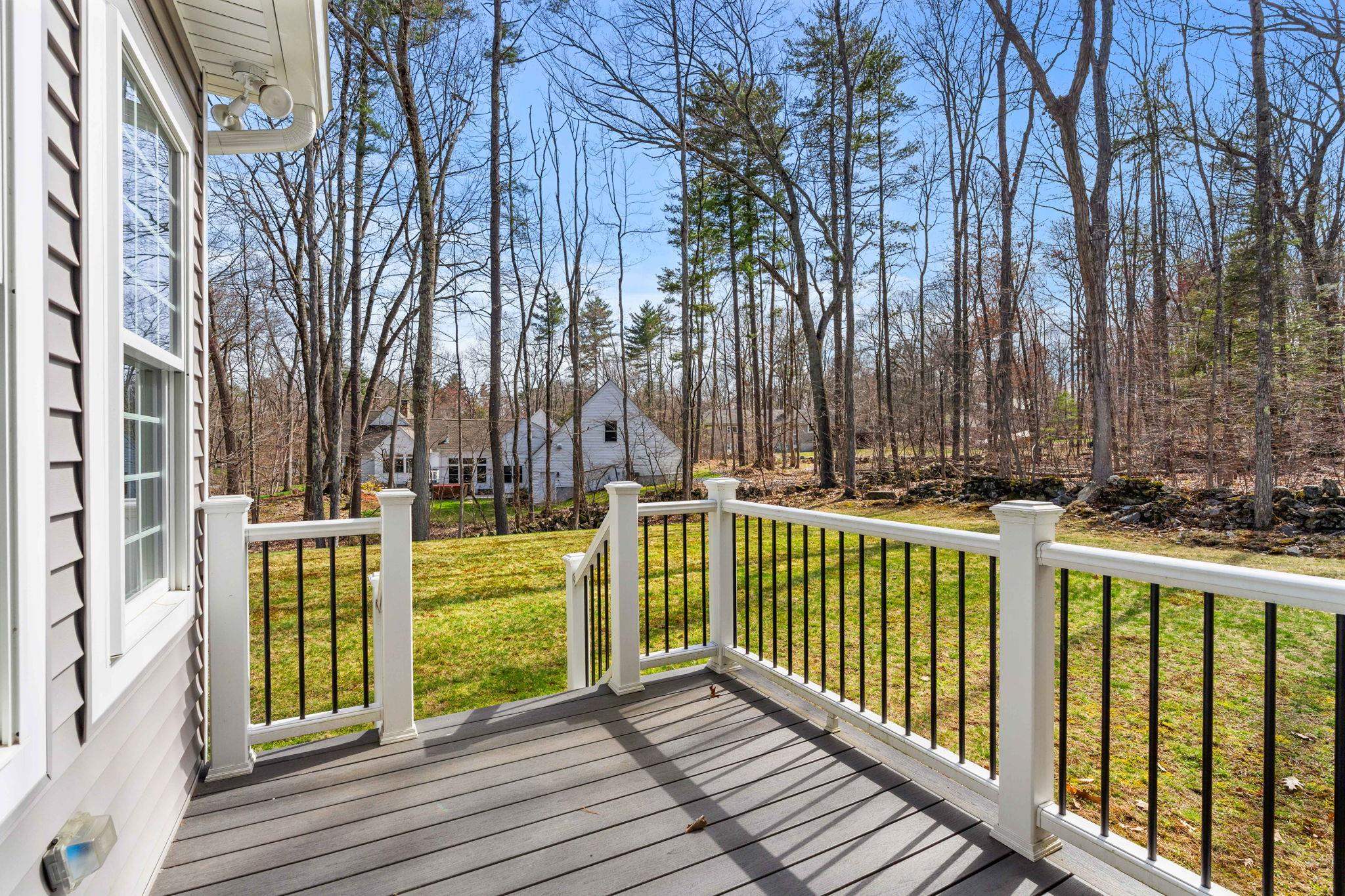 71 Haverhill Road Salem, NH 03079 - Photo 33 of 59