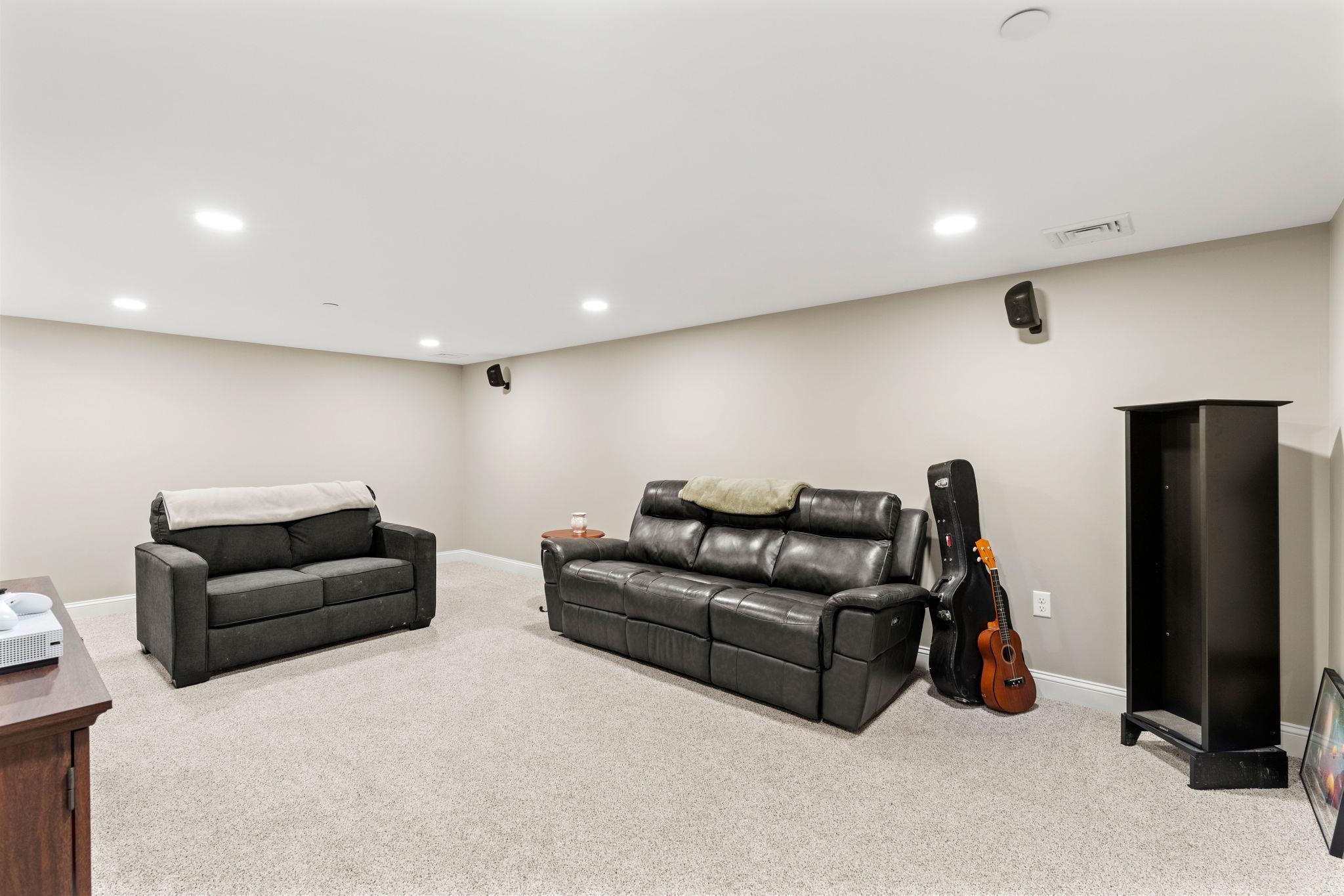 71 Haverhill Road Salem, NH 03079 - Photo 54 of 59