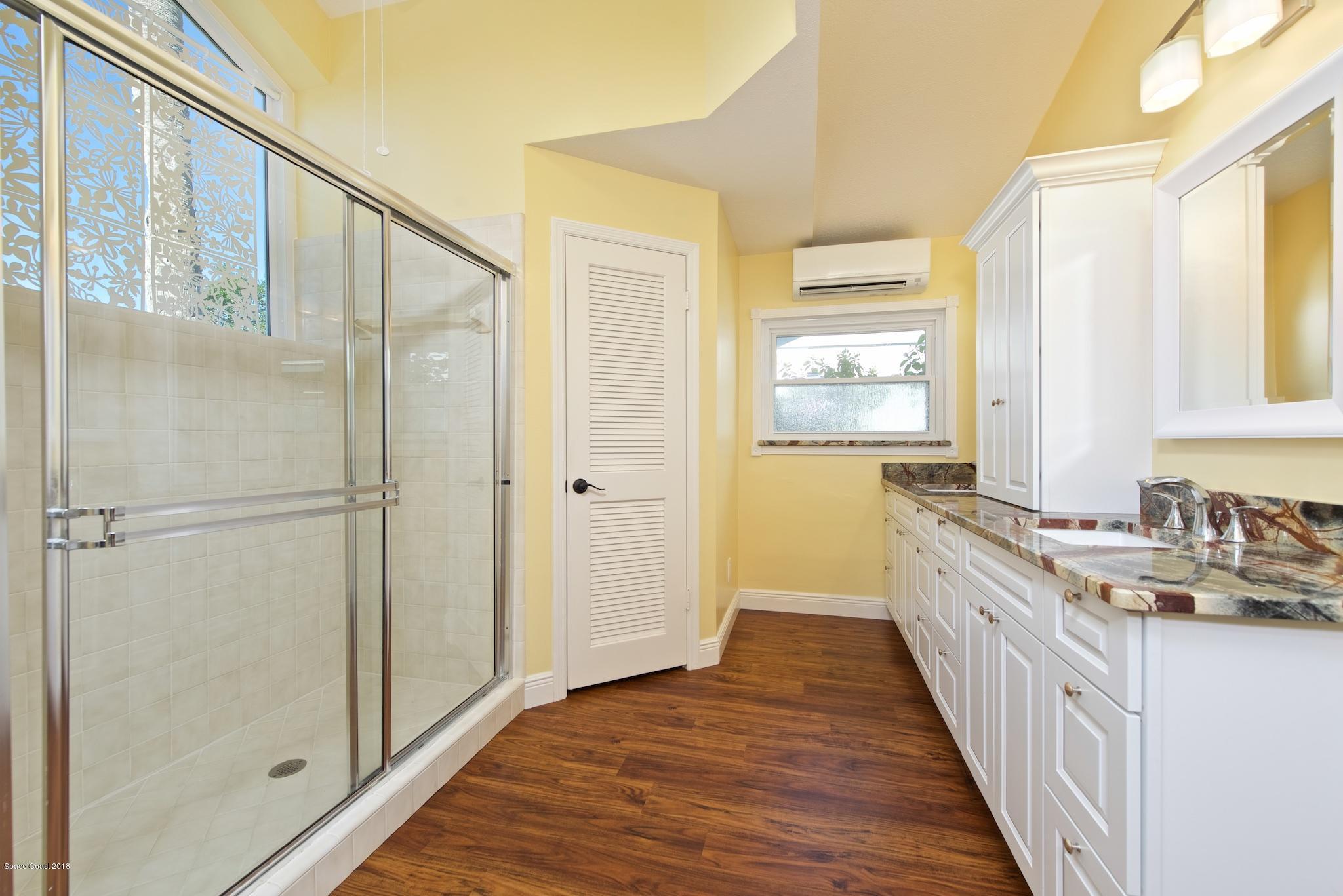309 Pine Ridge Lane Melbourne, FL 32940 - Photo 13 of 26 Master Bathroom 2