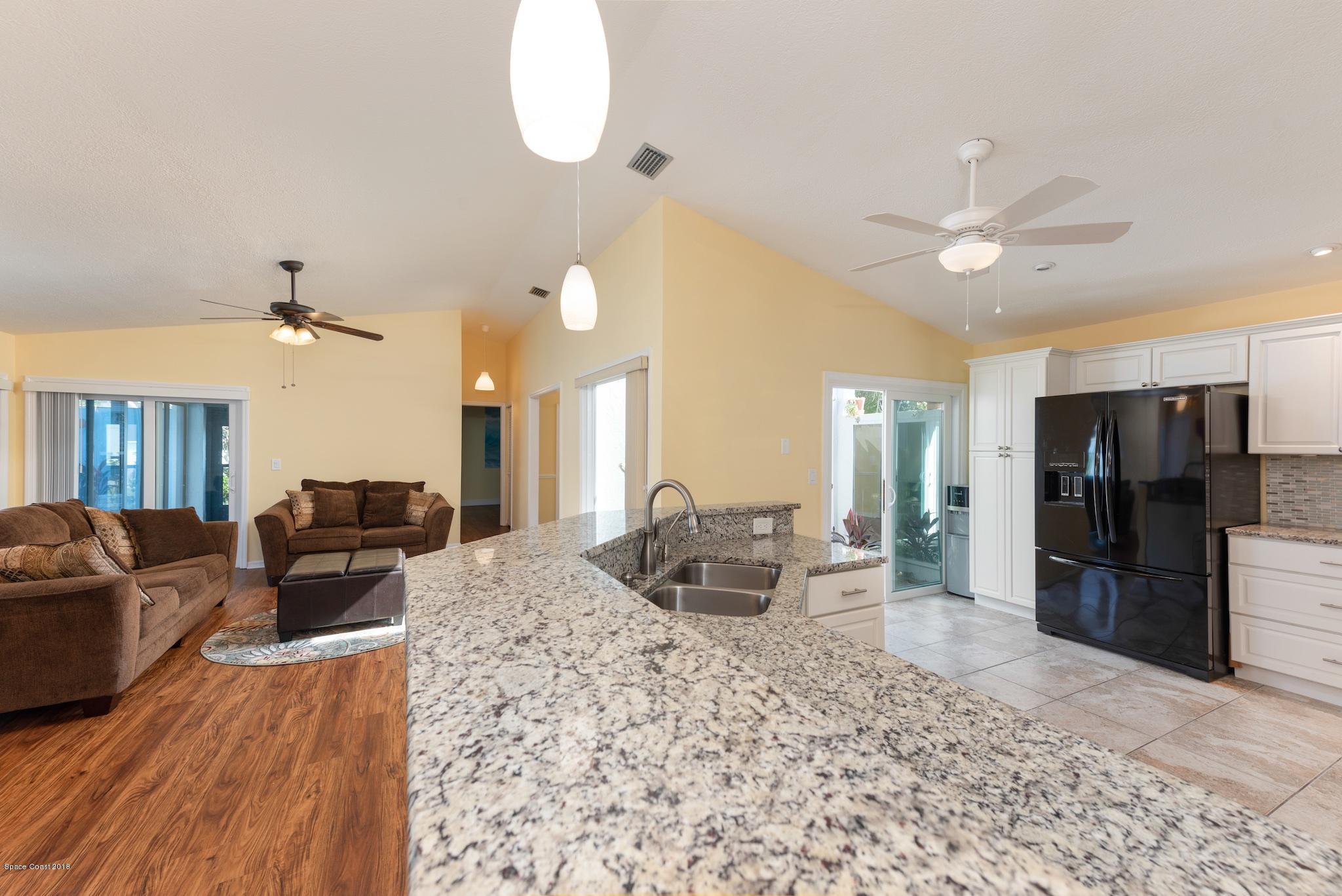 309 Pine Ridge Lane Melbourne, FL 32940 - Photo 3 of 26 Kitchen