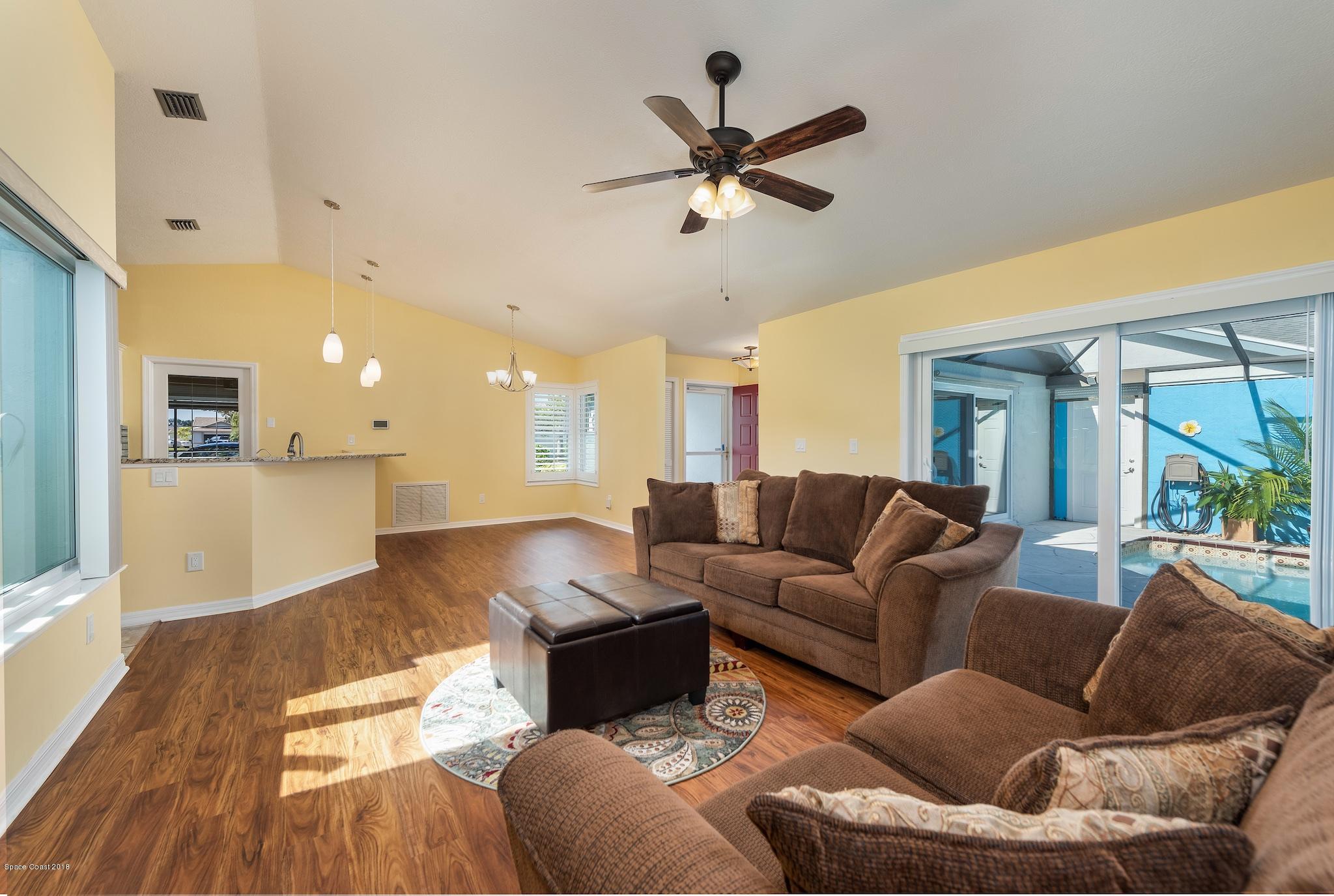 309 Pine Ridge Lane Melbourne, FL 32940 - Photo 5 of 26 Living Room