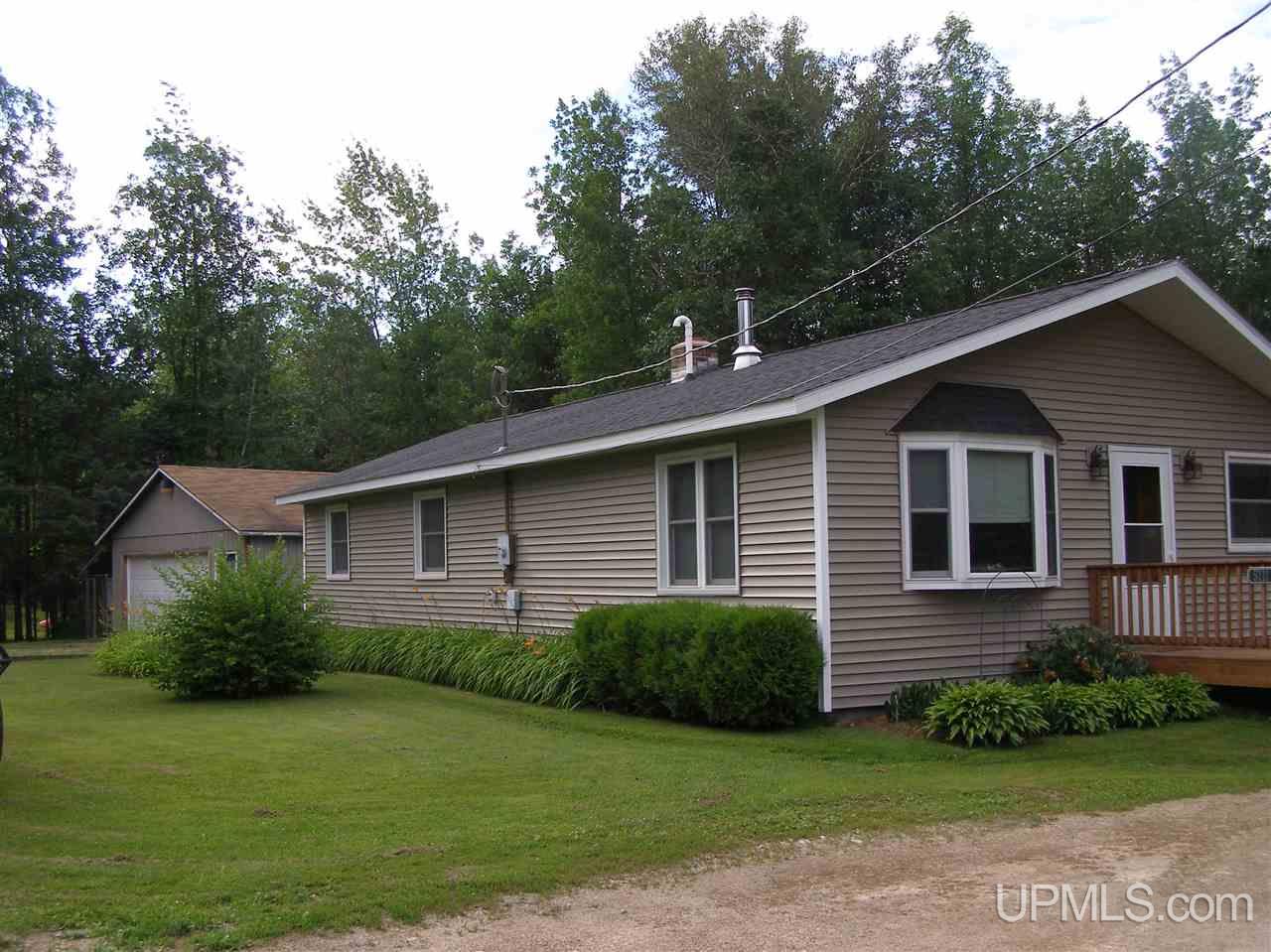 5711 D Road Bark River, MI 49807 - Photo 1 of 20