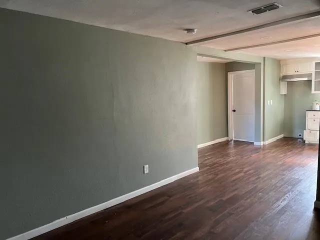 $1,650 | 812 Broadus Street, Gainesville, TX 76240