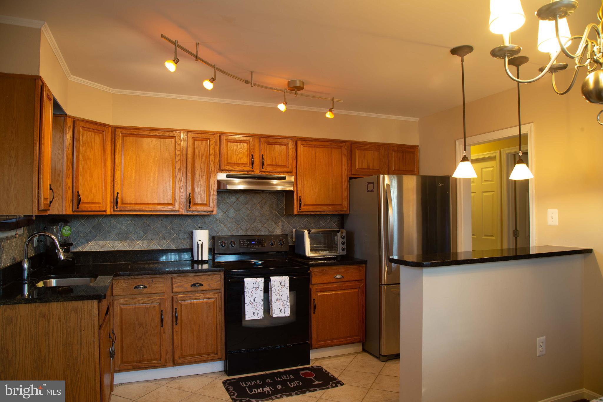 6207 Osborn Road Landover, MD 20785 - Photo 12 of 32 Kitchen