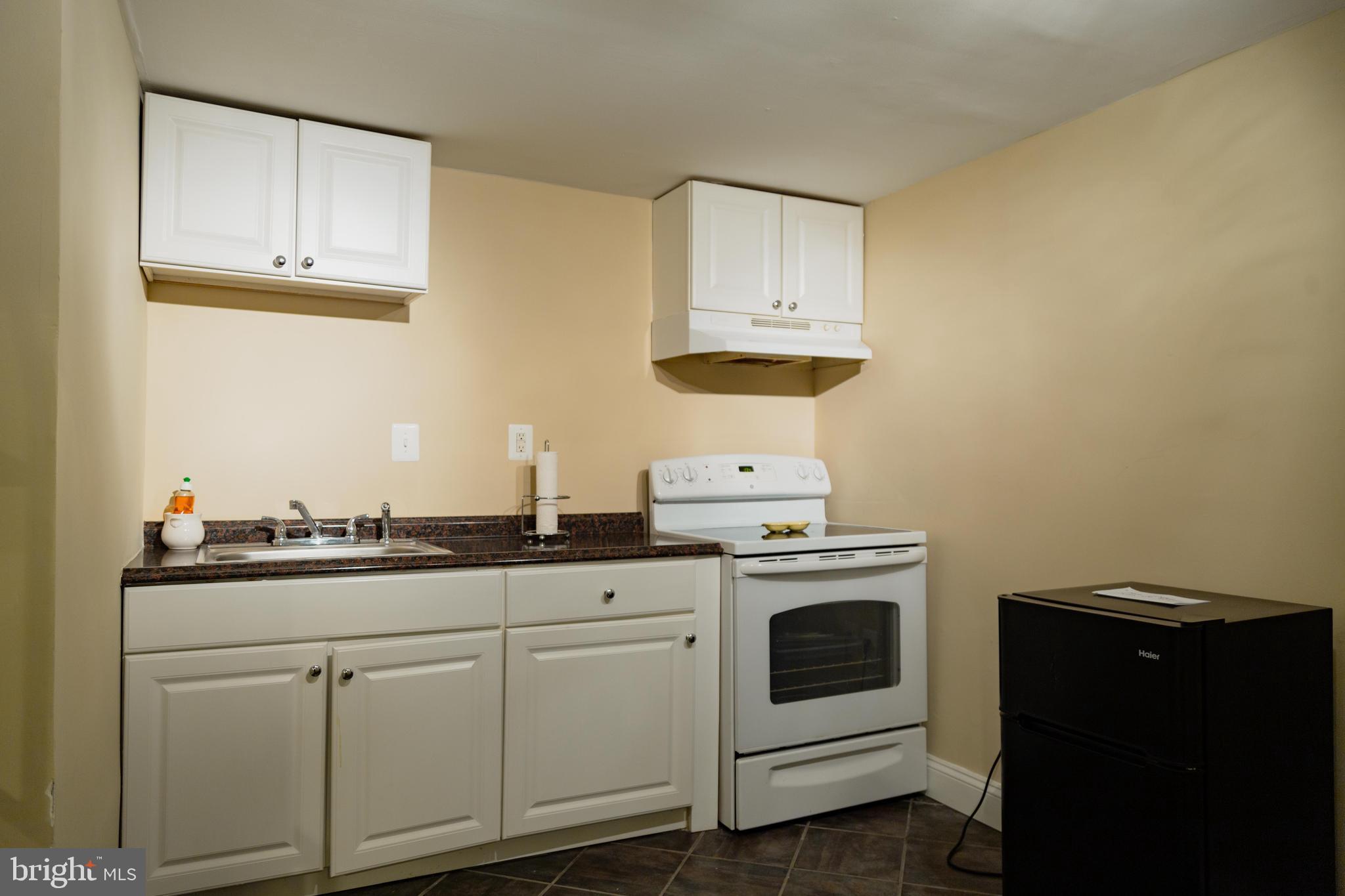 6207 Osborn Road Landover, MD 20785 - Photo 28 of 32 Basement Kitchen
