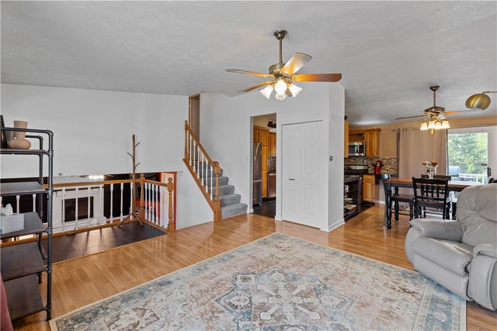103 Summit Ridge Drive Bridgeville, PA 15017 - Photo 12 of 33 Gallery Image 12