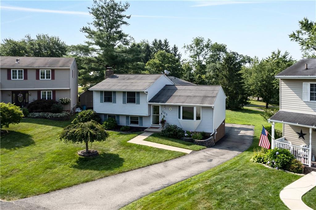 103 Summit Ridge Drive Bridgeville, PA 15017 - Photo 3 of 33 Gallery Image 3