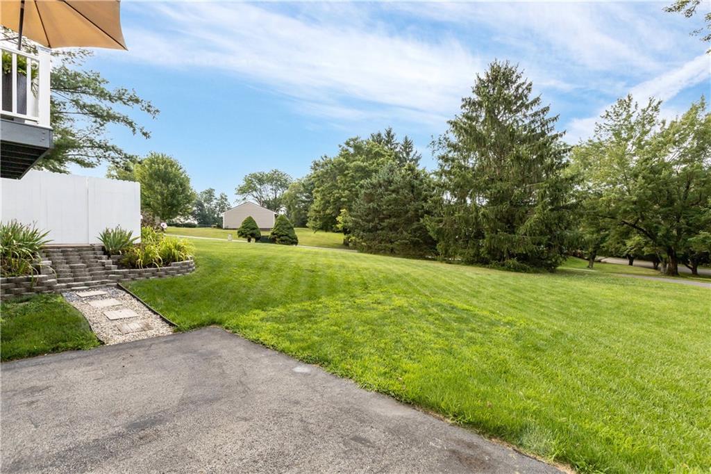103 Summit Ridge Drive Bridgeville, PA 15017 - Photo 7 of 33 Gallery Image 7