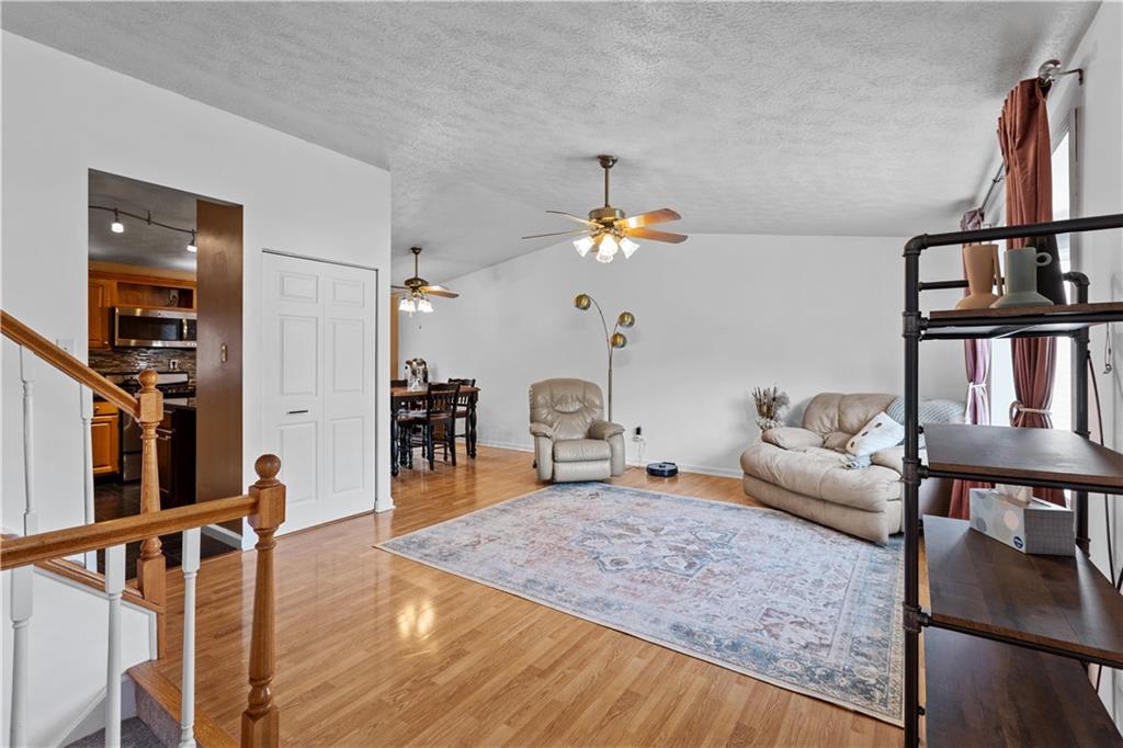 103 Summit Ridge Drive Bridgeville, PA 15017 - Photo 10 of 33 Gallery Image 10