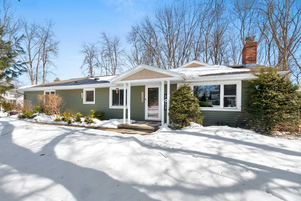 $444,900 | 2709 Summerset Circle, Suamico, WI 54173