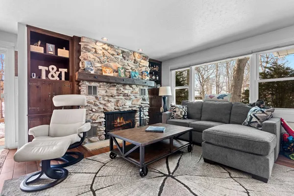 $444,900 | 2709 Summerset Circle, Suamico, WI 54173