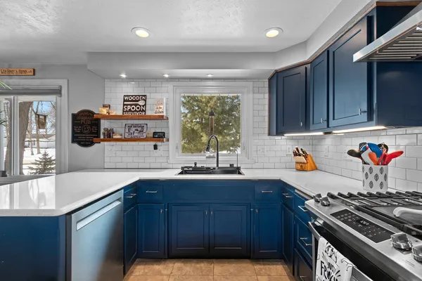 $444,900 | 2709 Summerset Circle, Suamico, WI 54173