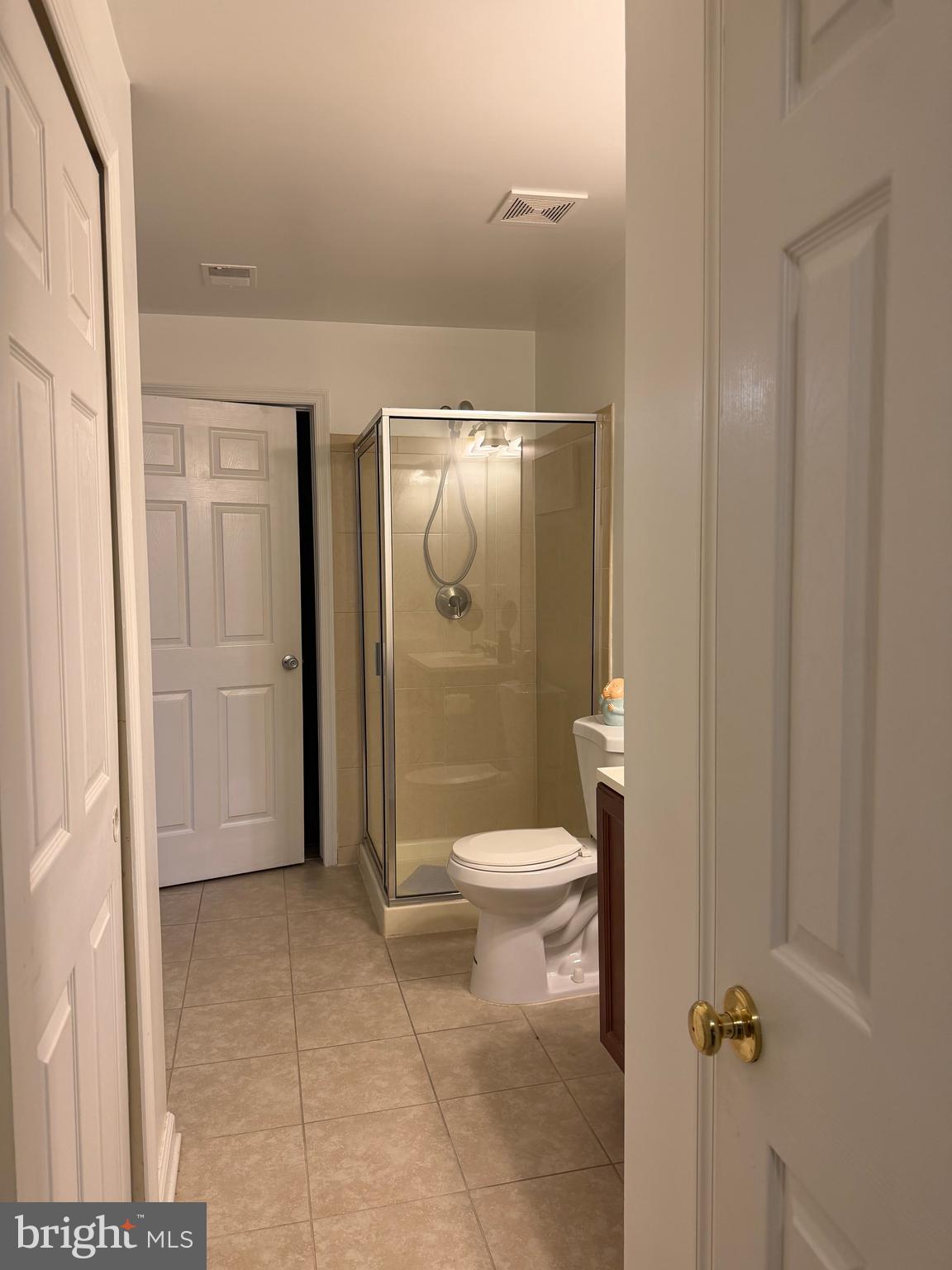 111 Timberbrook Lane, Unit 104 Gaithersburg, MD 20878 - Photo 25 of 35