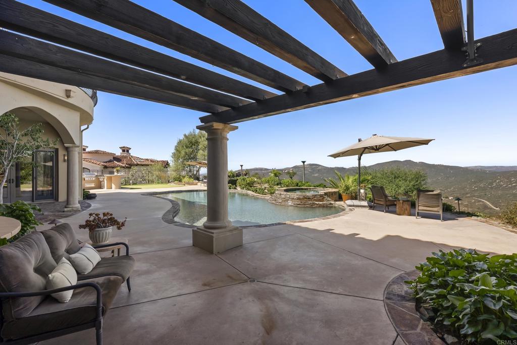 18320 Via Ambiente Rancho Santa Fe, CA 92067 - Photo 20 of 59 a view of a patio